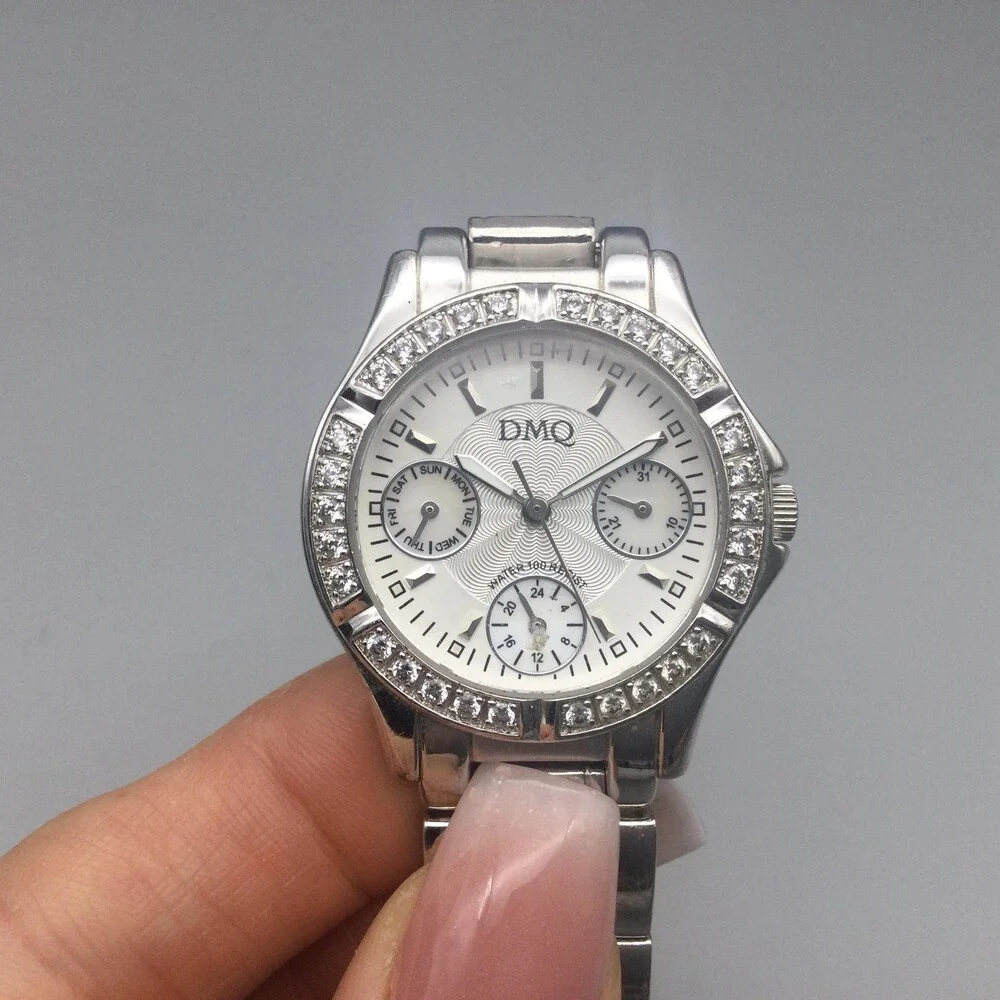 DMQ DQ/1067 Womens Watch 33mm Silver Tone Crystals Bracelet New Battery 6
